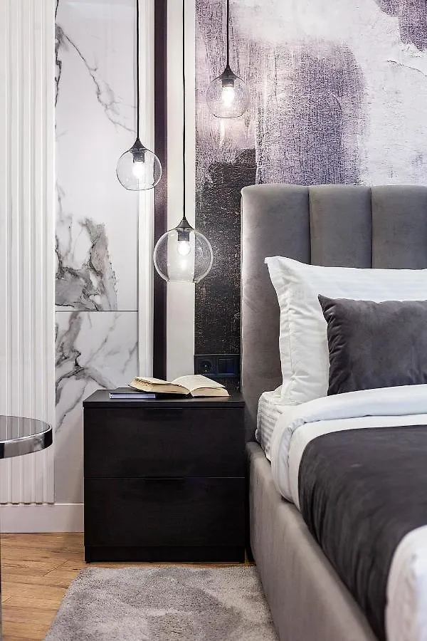 Lovely Apartment On Drahomanova Street Lviv Ukraine